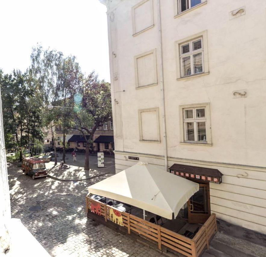 Apartments Near Rynok Square On Staroyevreyska And Fedorova Streets Lviv Buitenkant foto