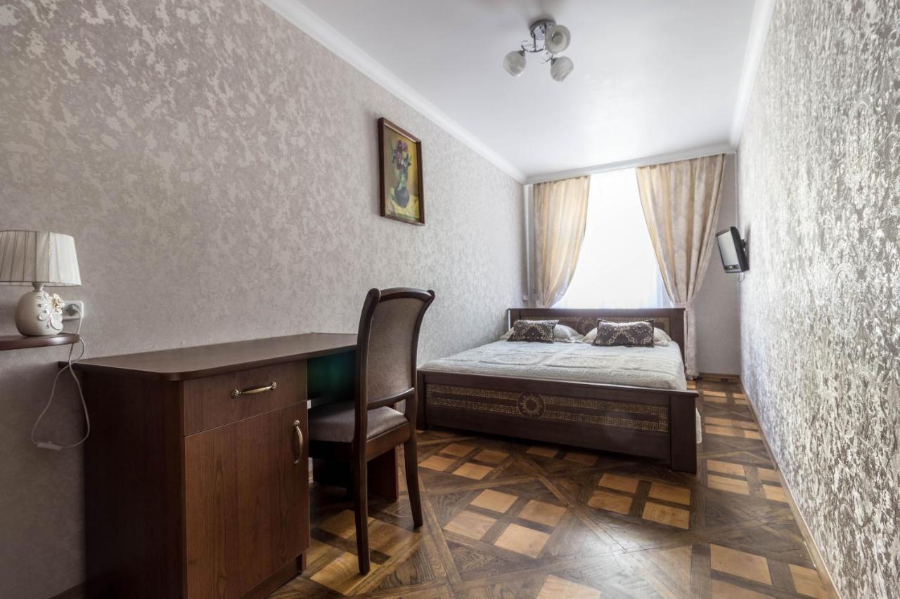 Apartments Near Rynok Square On Staroyevreyska And Fedorova Streets Lviv Buitenkant foto